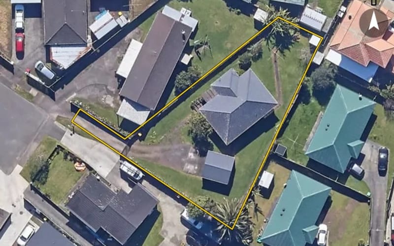 22 Ben Lora Place