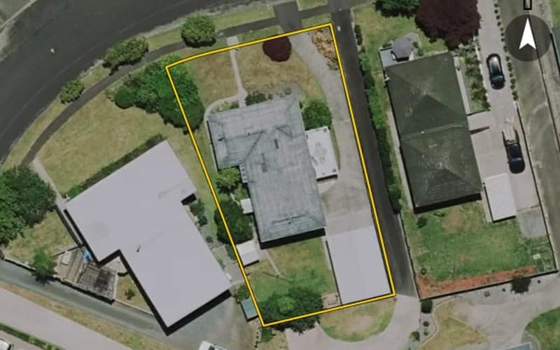 35 Sunnyhills Avenue