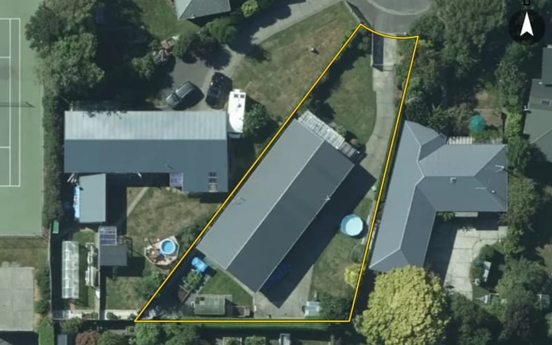210 Albert Crescent
