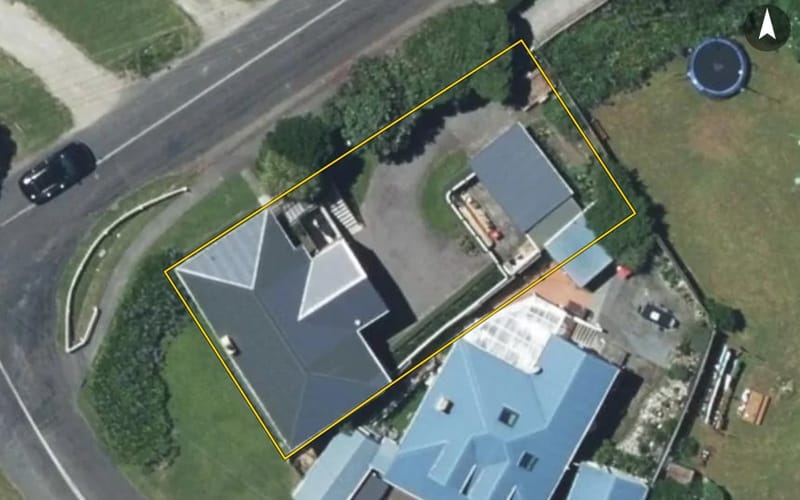 2 Mowhanau Drive
