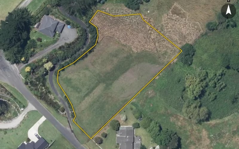 10 Sandcroft Drive