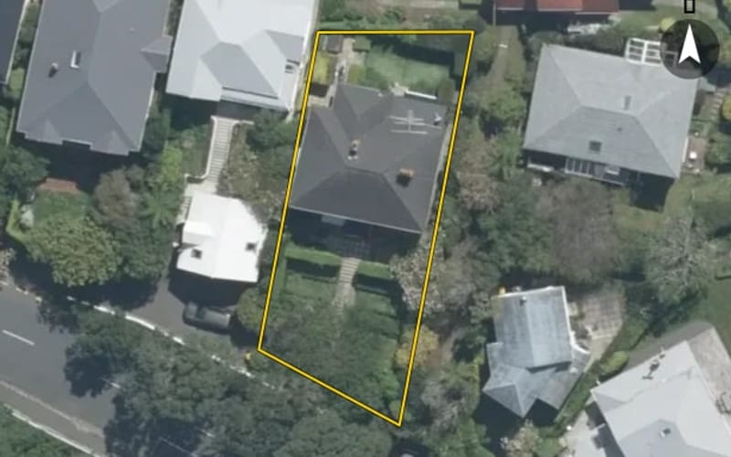 18 Plunket Street