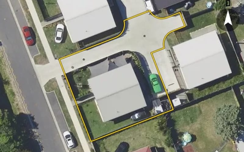 52 Riria Road