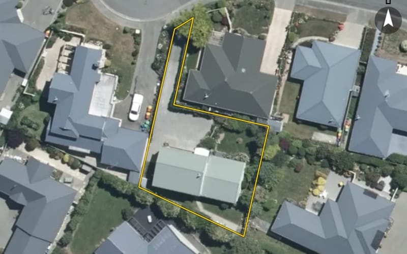 18 Alpine Close