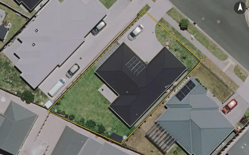 38 Ladeira Place