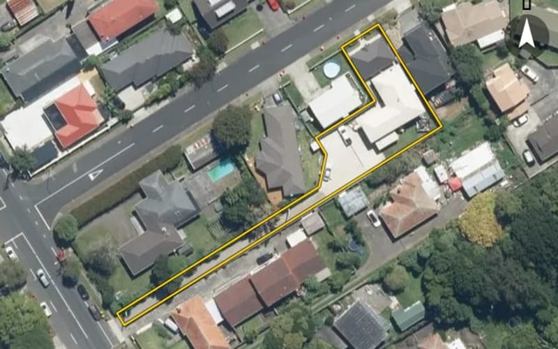 10 Huia Road