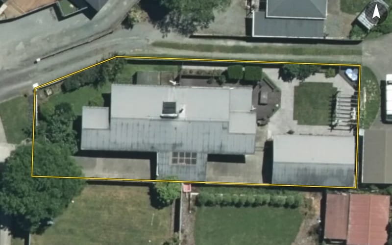 8 Cawthron Crescent