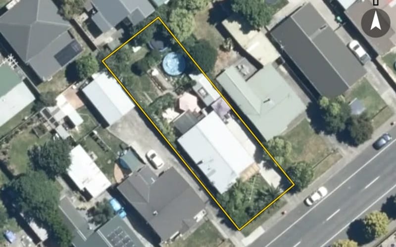 207 Riverslea Road South