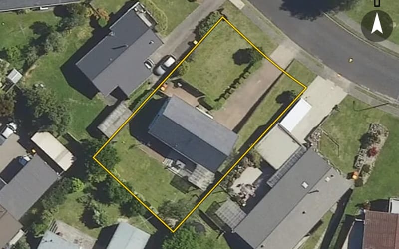 17 Neri Crescent