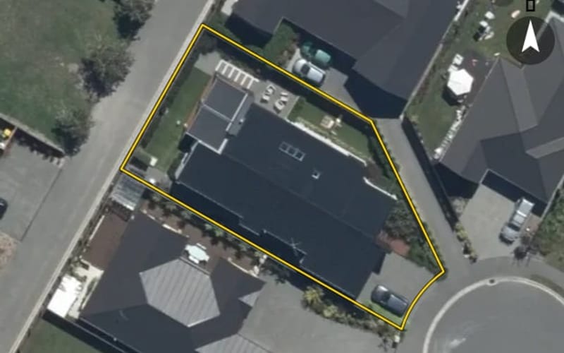 18 Amberite Place
