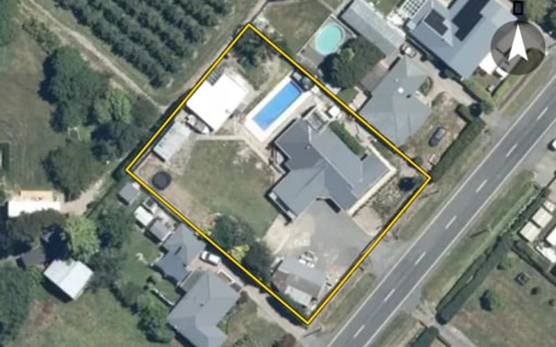 979 Riverslea Road South