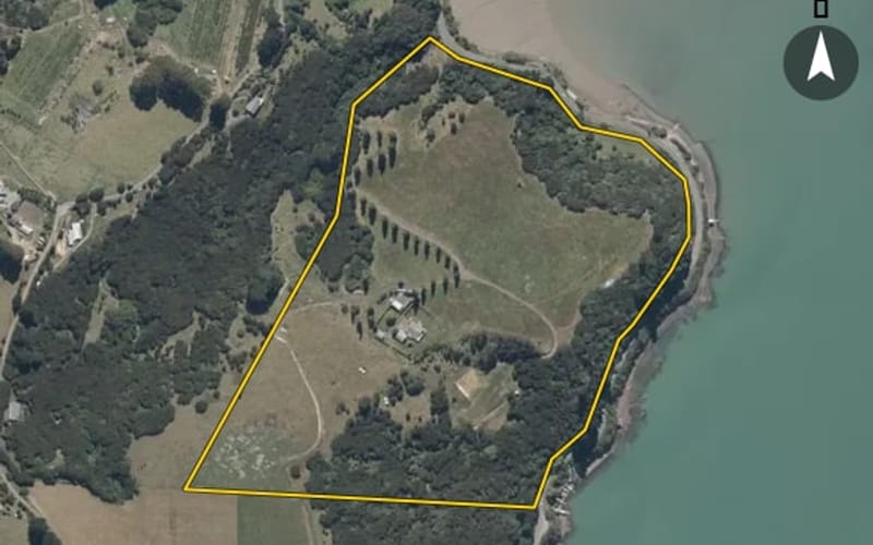 40-42 Wainui Main Road