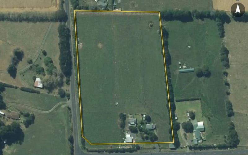 15 Kauri Road