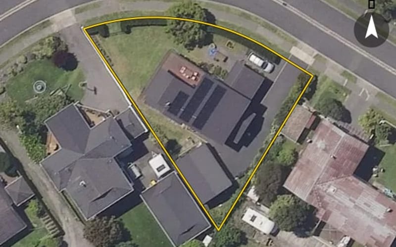6 Kiriwai Place