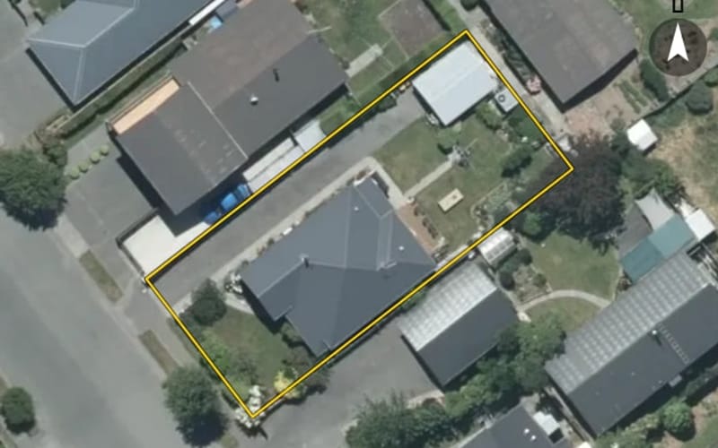 12 Nixon Street
