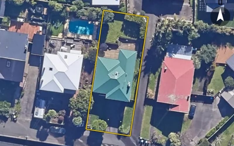 11 Quadrant Road