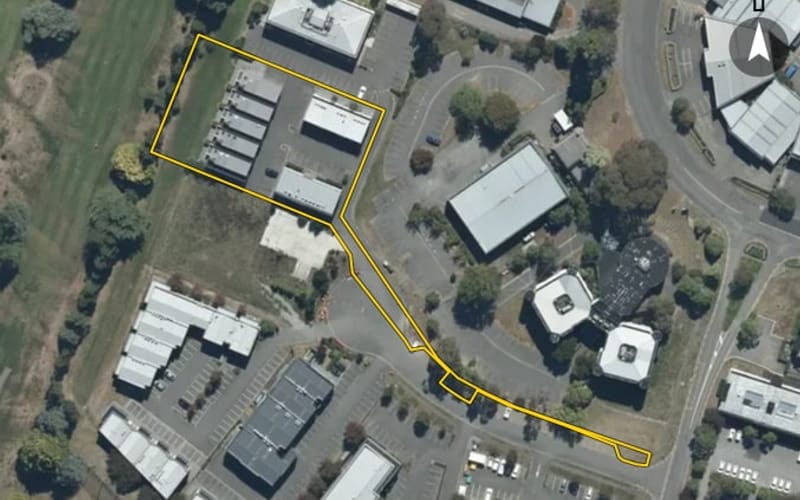15 Sir Gil Simpson Drive