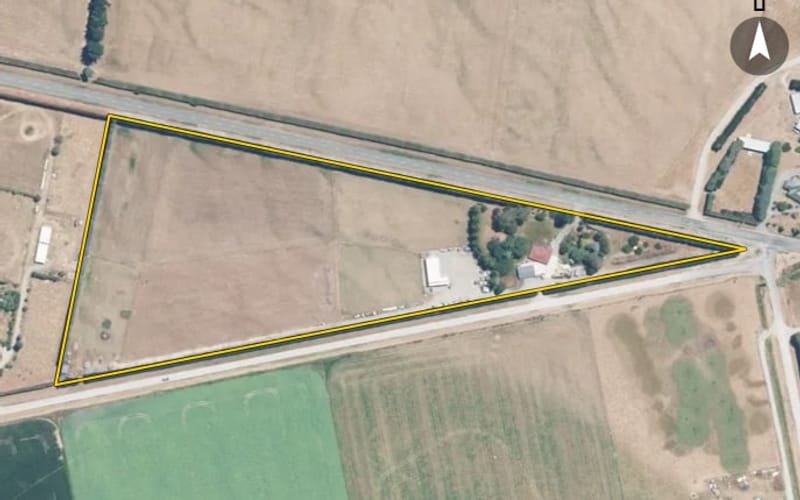 459 Scales Road