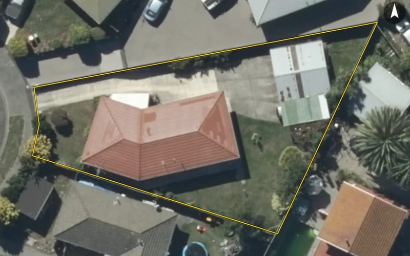 32 Frensham Crescent