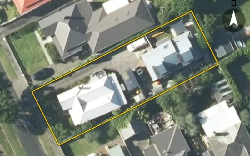 2/2 Lytton Street