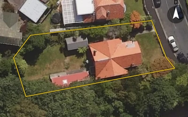 6 Tolcarne Avenue