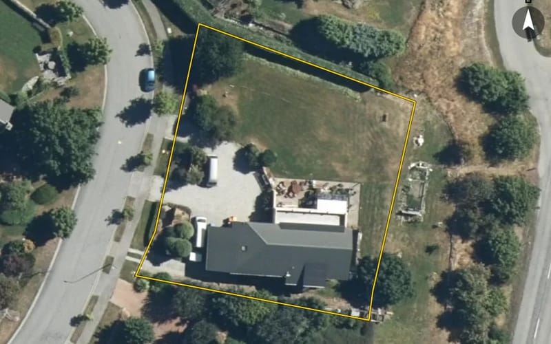 8 Wellswood Way