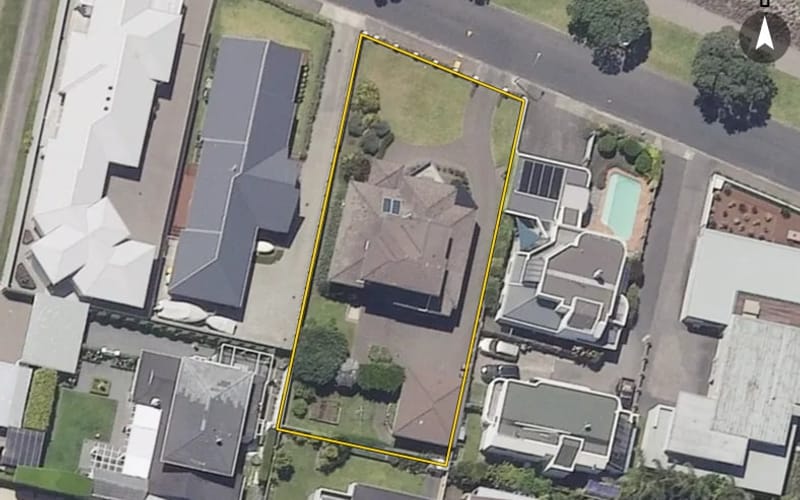 51 Beach Road
