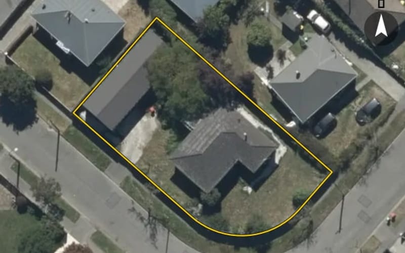16 Flay Crescent