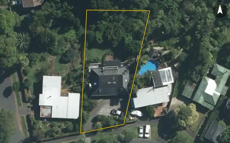30 Robley Crescent