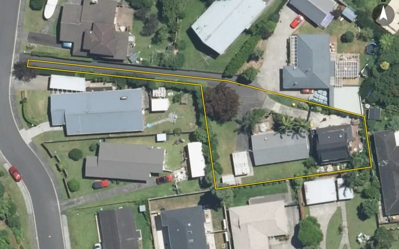 2/7 McCall Place