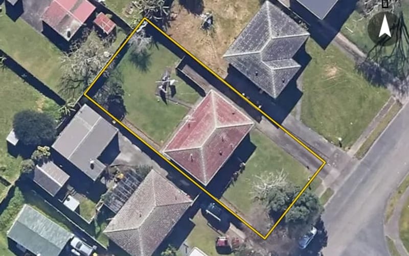 8 Chingford Close