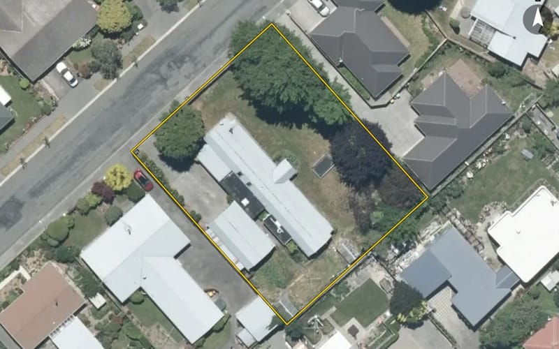11 Woodham Drive