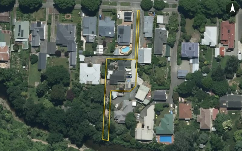 186 Nile Street East