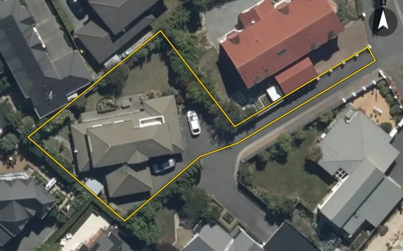 11 Chateau Drive