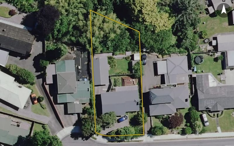 8 Lynwood Place
