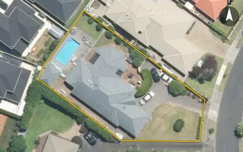 18 Aristoy Close