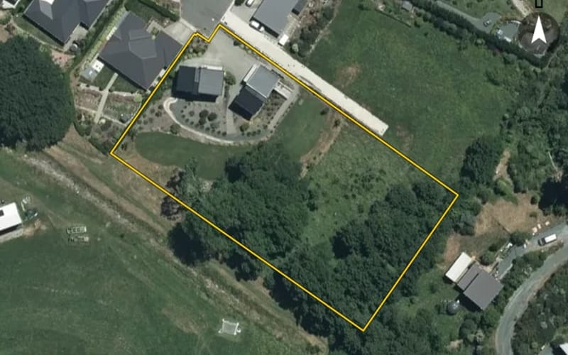 8 Grampian Oaks Lane