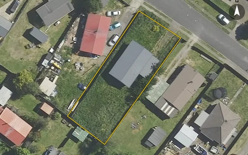25 Hurunga Avenue