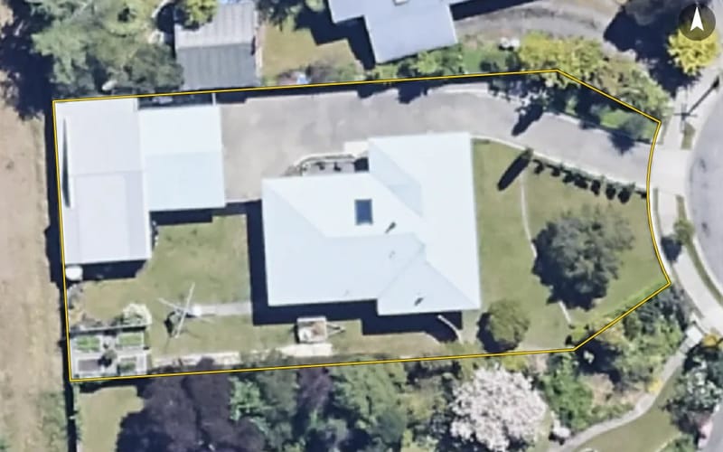 11 Purser Crescent