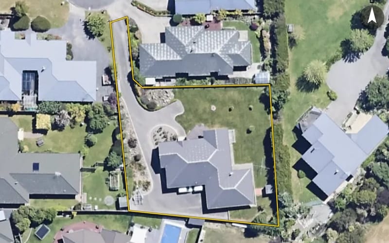 4 Hamlyn Place