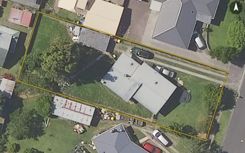 56 Henderson Crescent