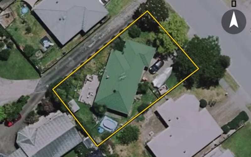 6 Lloyd Drive