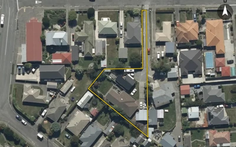 10 Voss Street