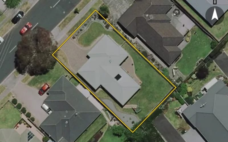 19 Dixon Road