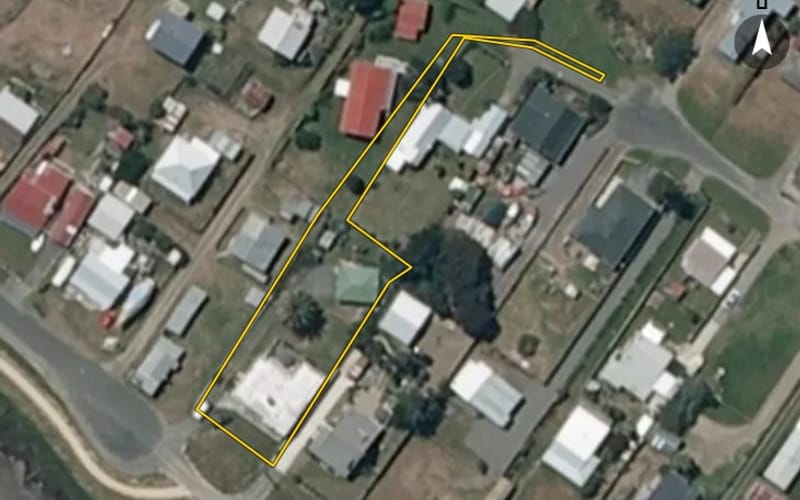12 Carter Crescent