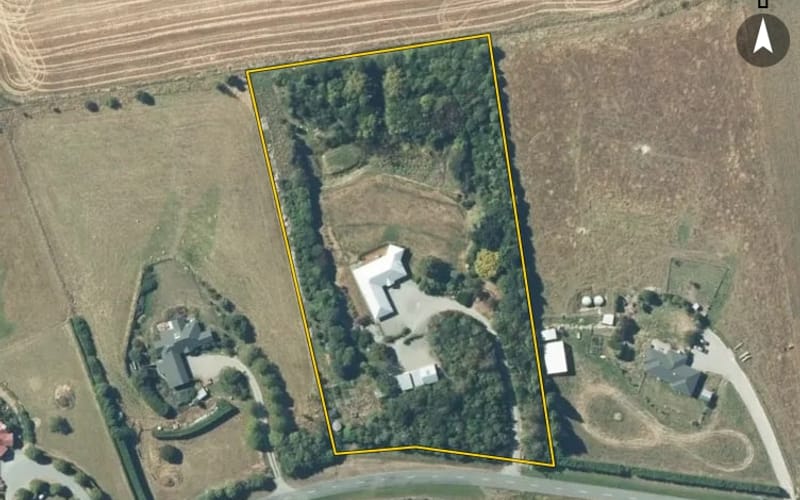 976 Rolling Ridges Road