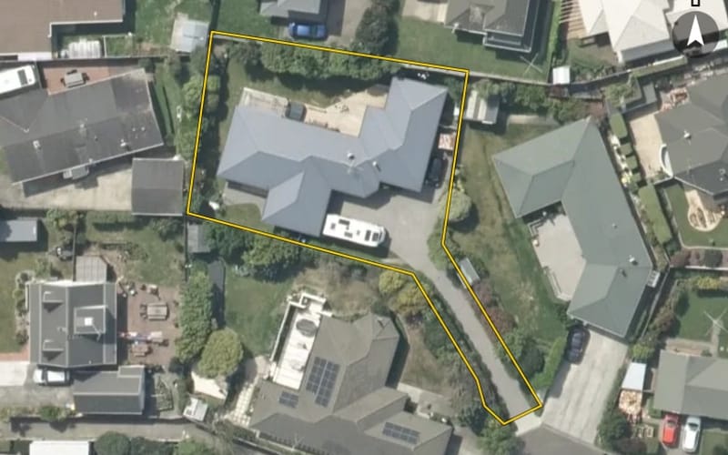6 Padstow Place