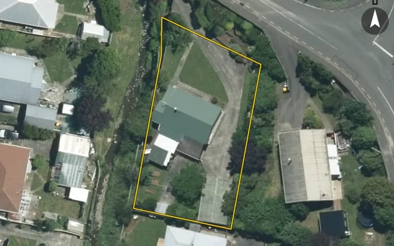2 Douglas Road
