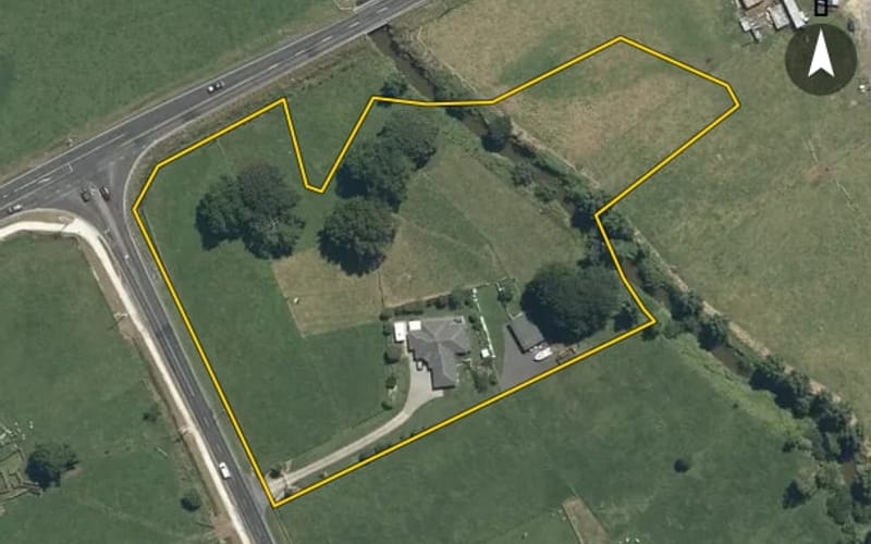 11 Flat Road