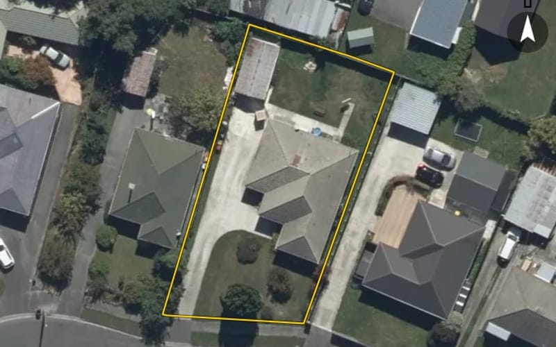 19 Bourne Crescent